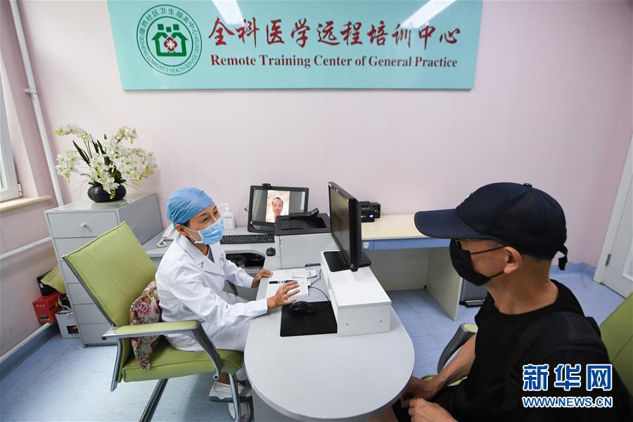 （新華全媒頭條&middot;小康圓夢&middot;圖文互動(dòng)）（13）恢宏史詩耀千秋&mdash;&mdash;寫在中國共產(chǎn)黨帶領(lǐng)中國人民全面建成小康社會(huì)之際