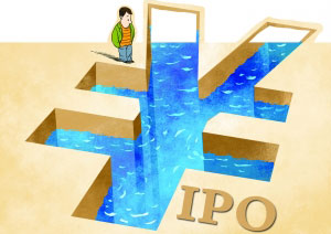 新股發(fā)行以發(fā)行人信息披露為中心，中介機構(gòu)對發(fā)行人信息披露的真實性、準確性、完整性進行把關(guān)，將證券發(fā)行人的持續(xù)盈利能力和投資價值，交由投資者和市場自主判斷，而監(jiān)管部門和發(fā)審委只對發(fā)行申請文件和信息披露內(nèi)容的合法合規(guī)性進行審核，開啟了向注冊制的過渡。 　　武漢科技大學證券研究所所長董登新：證監(jiān)會、發(fā)審委的職責有所轉(zhuǎn)變，部分行政干預(yù)有退出跡象，而將價值判斷交由投資者和市場，而這正是注冊制的基本精神和核心內(nèi)容之一。