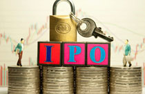 鼓勵持股滿三年的原有股東將部分老股向投資者轉(zhuǎn)讓，轉(zhuǎn)讓后，公司實際控制人不得發(fā)生變更。

 　　嘉實財富管理有限公司財富管理總監(jiān)吳妙娟：老股轉(zhuǎn)讓也是一個亮點，而不是像以前僅僅是發(fā)行新股。對股價做出穩(wěn)定的要求，對中小投資者利益有比較好的保護作用。