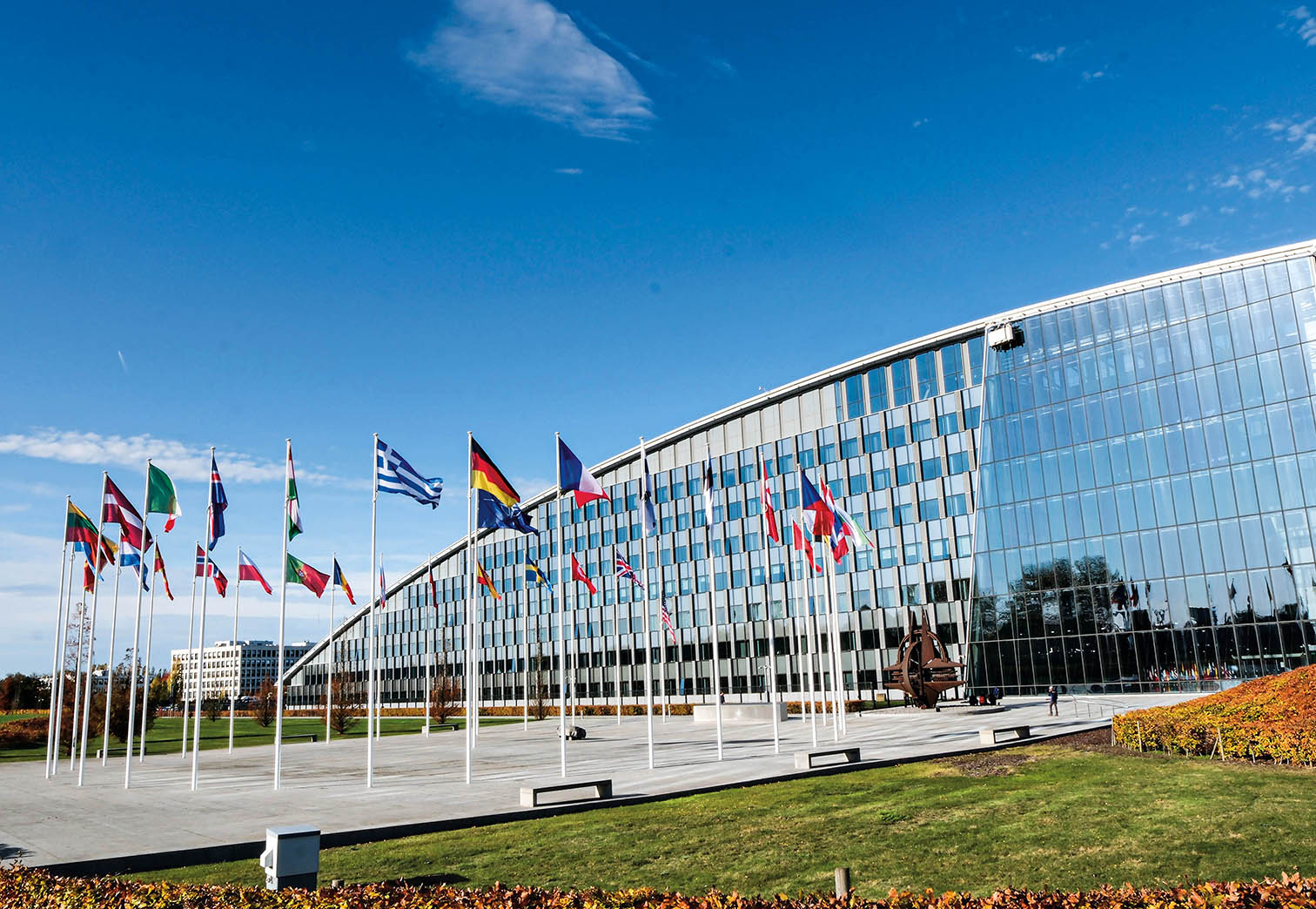 美國全球戰略的重要依托