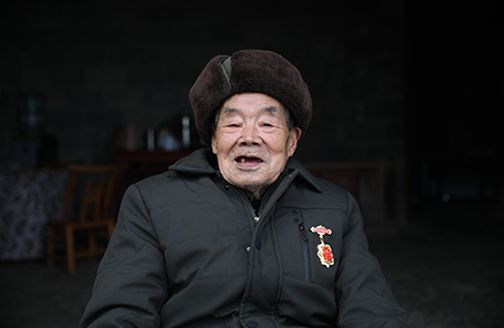 &ldquo;死守陣地，決不能后退一寸&rdquo;&mdash;&mdash;記抗美援朝老兵黃忠茂