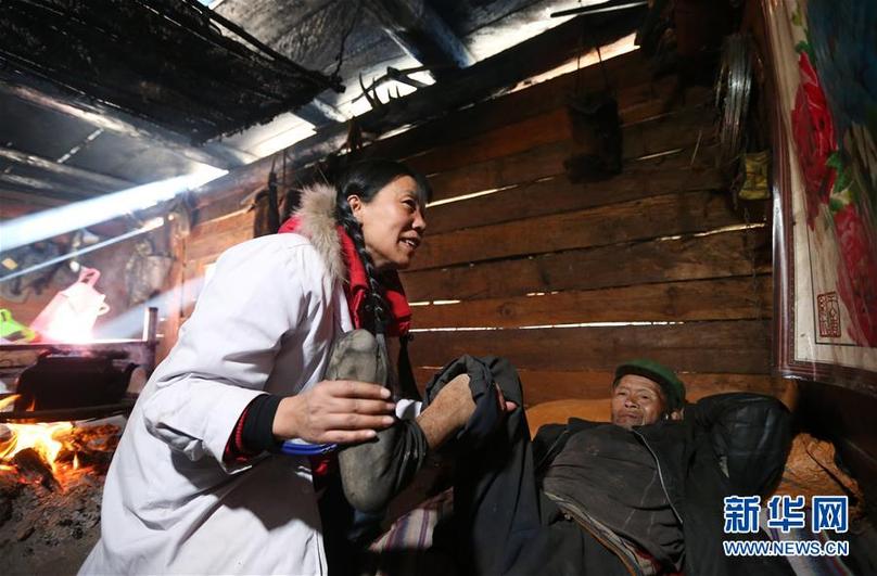 （新華全媒頭條&middot;圖文互動）（9）大峽谷里的&ldquo;背簍醫生&rdquo;