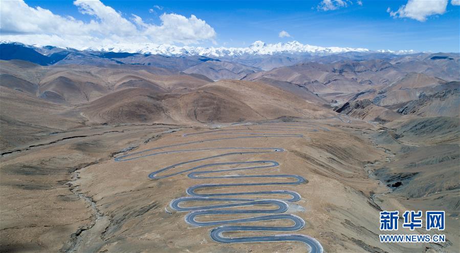 （壯麗70年&middot;奮斗新時代&mdash;&mdash;共和國發展成就巡禮）（9）人暢其行、貨暢其流&mdash;&mdash;共和國交通運輸業發展成就巡禮