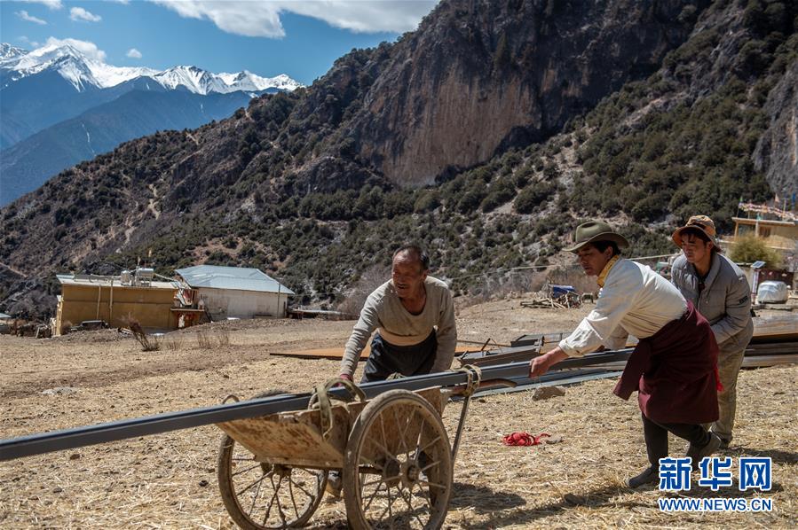 （決戰決勝脫貧攻堅&middot;聚焦三區三州&middot;圖文互動）（2）拓展新天地&mdash;&mdash;云南迪慶藏區&ldquo;新產業&rdquo;掠影