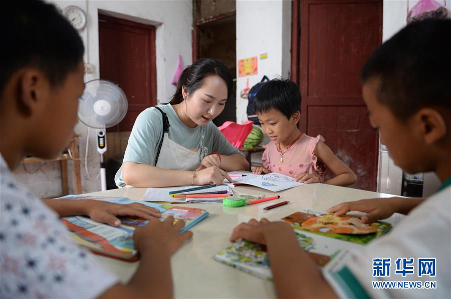 （圖文互動(dòng)）（3）湘南深山，堅(jiān)守扶貧一線(xiàn)的黨員之家