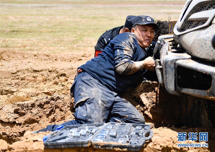 （圖文互動(dòng)）（9）記者手記：可可西里，&ldquo;挪&rdquo;向&ldquo;藏羚羊大產(chǎn)房&rdquo;的14個(gè)半小時(shí)