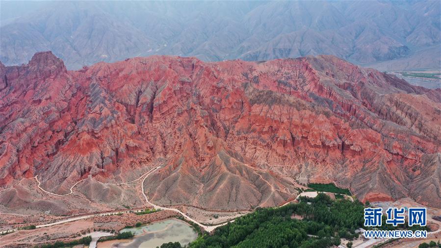 （新華全媒頭條&middot;走向我們的小康生活&middot;決戰決勝脫貧攻堅&middot;圖文互動）（7）高原上綻放的光芒&mdash;&mdash;來自青海攻克深度貧困堡壘的故事