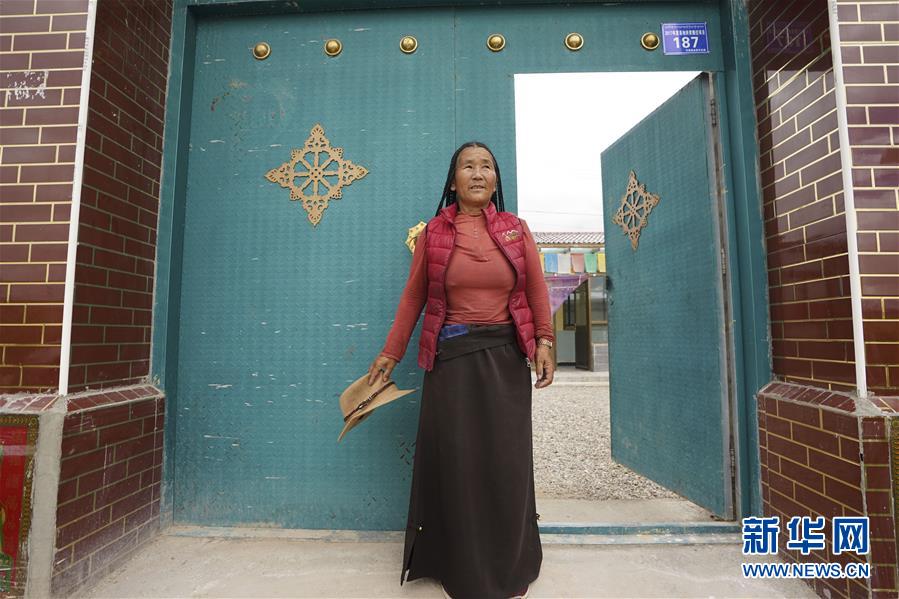 （新華全媒頭條&middot;走向我們的小康生活&middot;決戰決勝脫貧攻堅&middot;圖文互動）（12）高原上綻放的光芒&mdash;&mdash;來自青海攻克深度貧困堡壘的故事