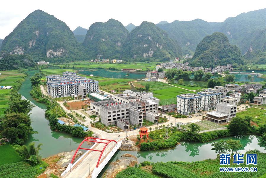 （新華全媒頭條&middot;圖文互動(dòng)）（7）決戰(zhàn)千山萬(wàn)弄間&mdash;&mdash;廣西&ldquo;極貧角落&rdquo;最后攻堅(jiān)記