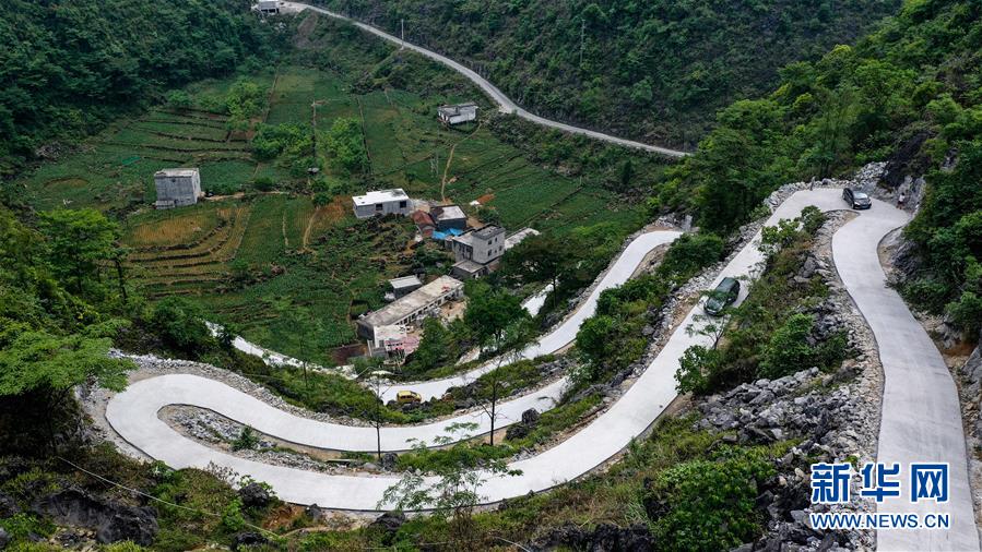 （新華全媒頭條&middot;圖文互動(dòng)）（11）決戰(zhàn)千山萬(wàn)弄間&mdash;&mdash;廣西&ldquo;極貧角落&rdquo;最后攻堅(jiān)記