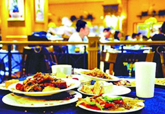 國(guó)人宴席浪費(fèi)驚人