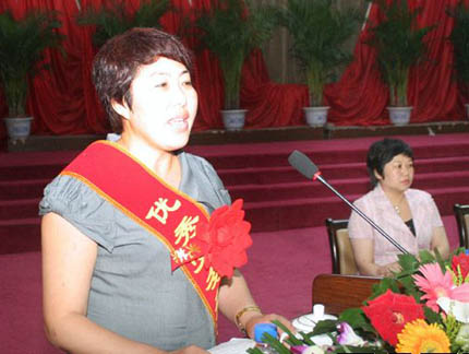 村民致富不遠行&mdash;&mdash;記吉林東遼縣朝陽村黨支部書記韓麗