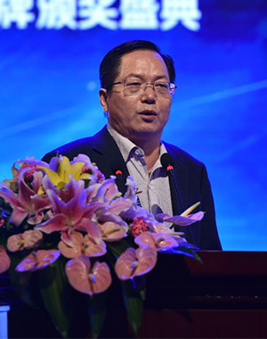 經濟學家、中國人民銀行研究局研究員鄒平座