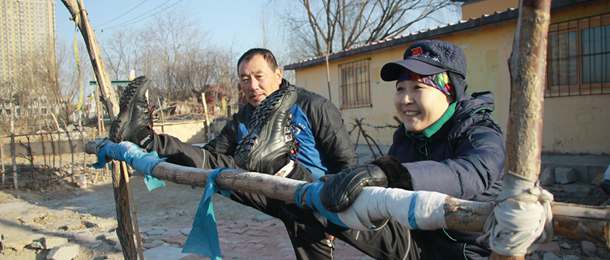 冬泳大軍&middot;花甲夫妻檔