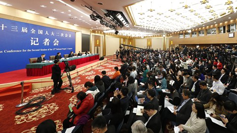 政協(xié)委員就&ldquo;促進民營經濟高質量發(fā)展&rdquo;答記者問