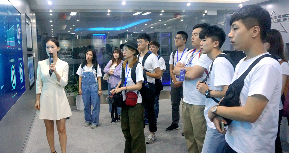 感受&ldquo;雙創(chuàng)&rdquo;熱浪 &ldquo;夢(mèng)想之旅&rdquo;臺(tái)灣青年參訪啟迪控股