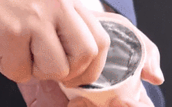 味同嚼鐵？ 日本&ldquo;鐵味&rdquo;冰淇淋面世